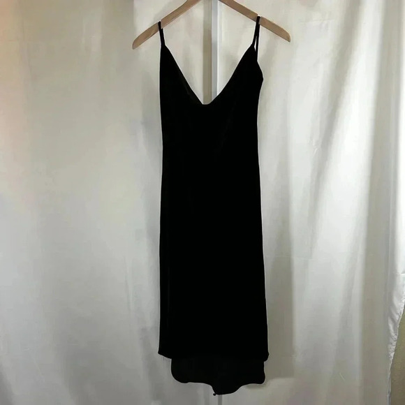 Velvet Like Spaghetti Strap Dress Size Medium Black Formal - Picture 1 of 8